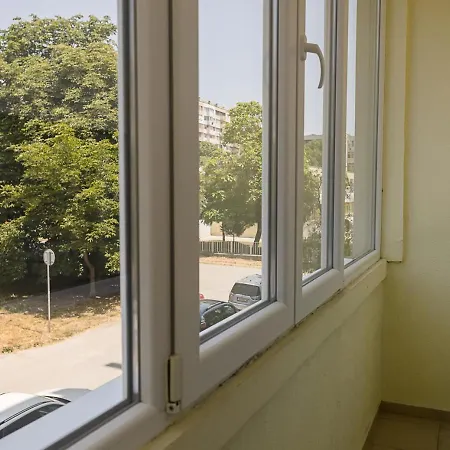 Sunny 2-bedroom Flat Near Sea Garden I Chayka, By Flat Mаnаger アパート