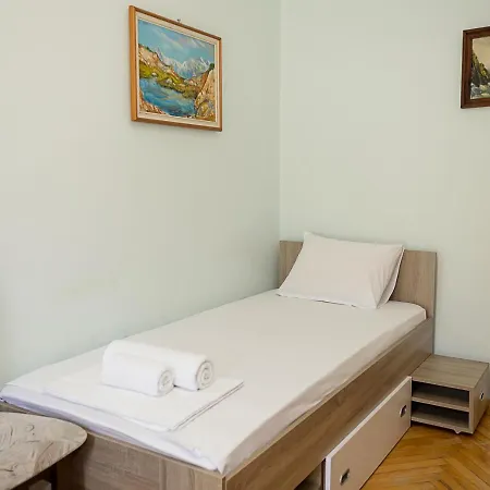 Sunny 2-bedroom Flat Near Sea Garden I Chayka, By Flat Mаnаger 바르나