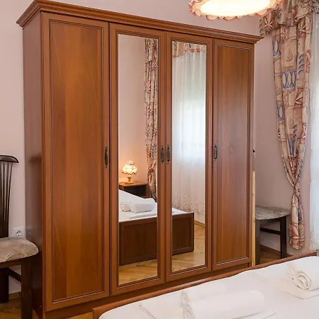 Sunny 2-bedroom Flat Near Sea Garden I Chayka, By Flat Mаnаger 아파트 바르나