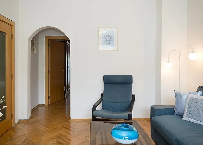 Sunny 2-bedroom Flat Near Sea Garden I Chayka, By Flat Mаnаger Apartment Varna