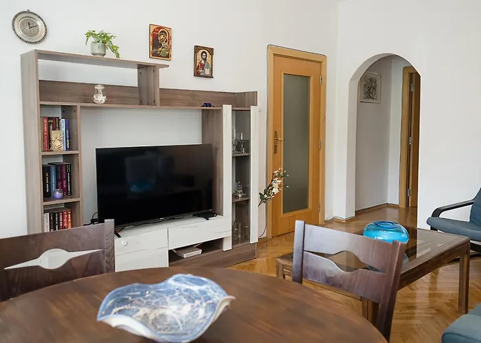Sunny 2-bedroom Flat Near Sea Garden I Chayka, By Flat Mаnаger Apartment Varna